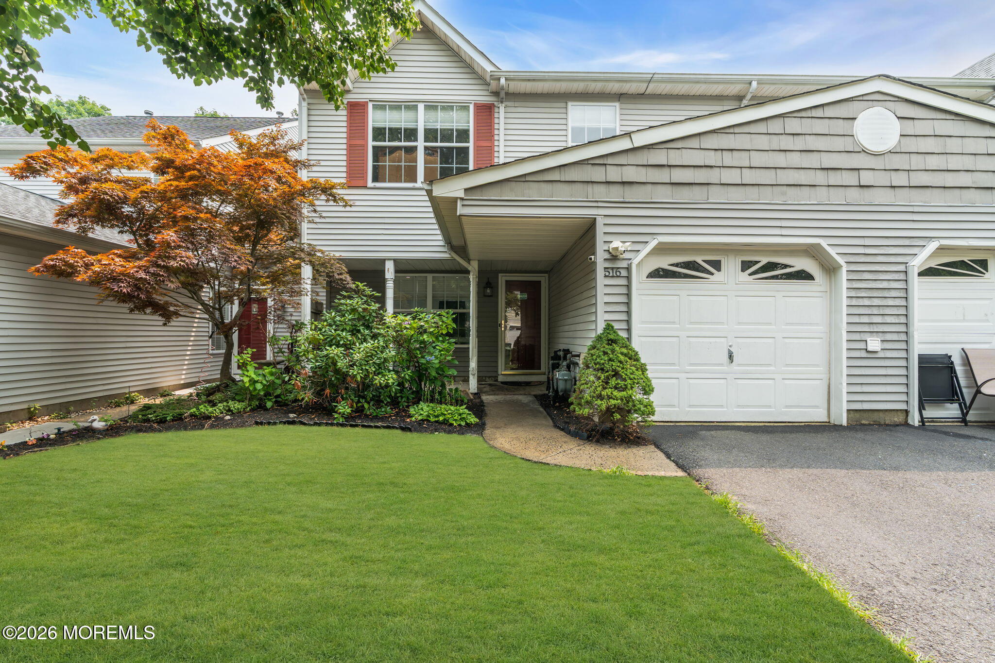 516 Woodbine Lane Lakewood NJ 08701