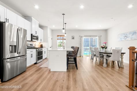41 American Way Cliffwood NJ 07721