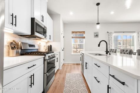 41 American Way Cliffwood NJ 07721