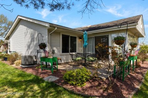 480 Fairton Drive Monroe NJ 08831
