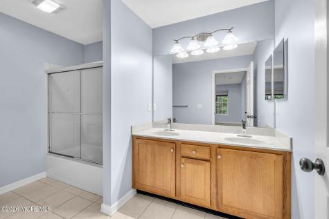 38 Oxford Court Englishtown NJ 07726
