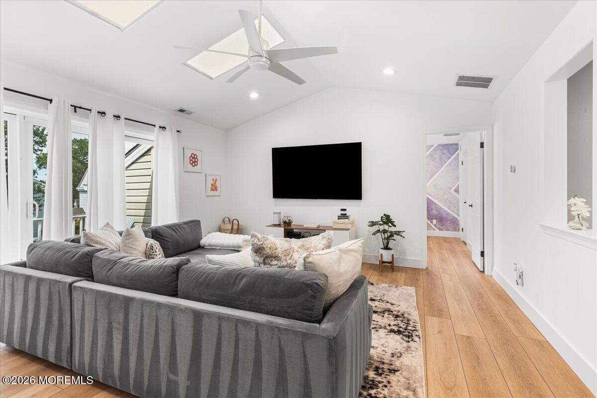 264 Tulip Lane Freehold NJ 07728