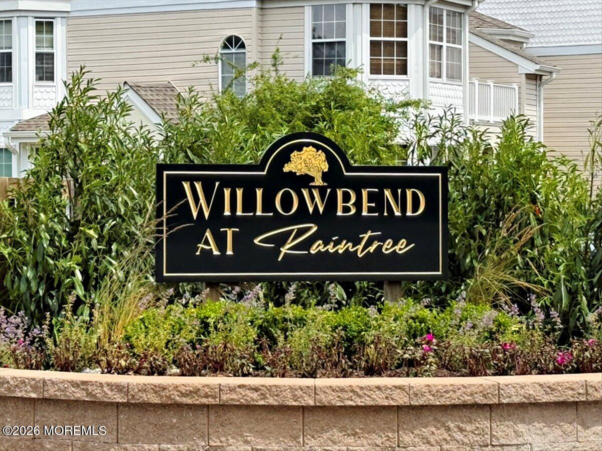 264 Tulip Lane Freehold NJ 07728