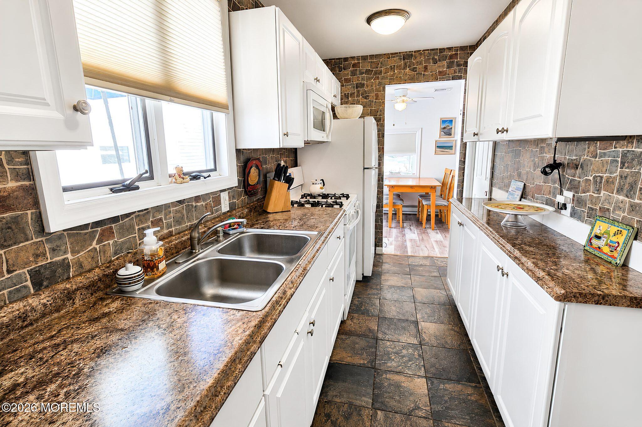 15 Brooklyn Avenue Lavallette NJ 08735