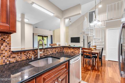212 Sunshine Court Parlin NJ 08859