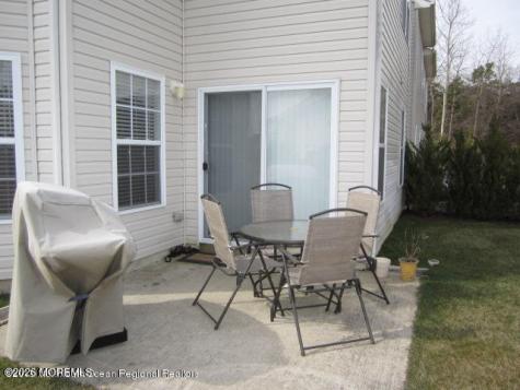 10 Maywood Run Tinton Falls NJ 07753