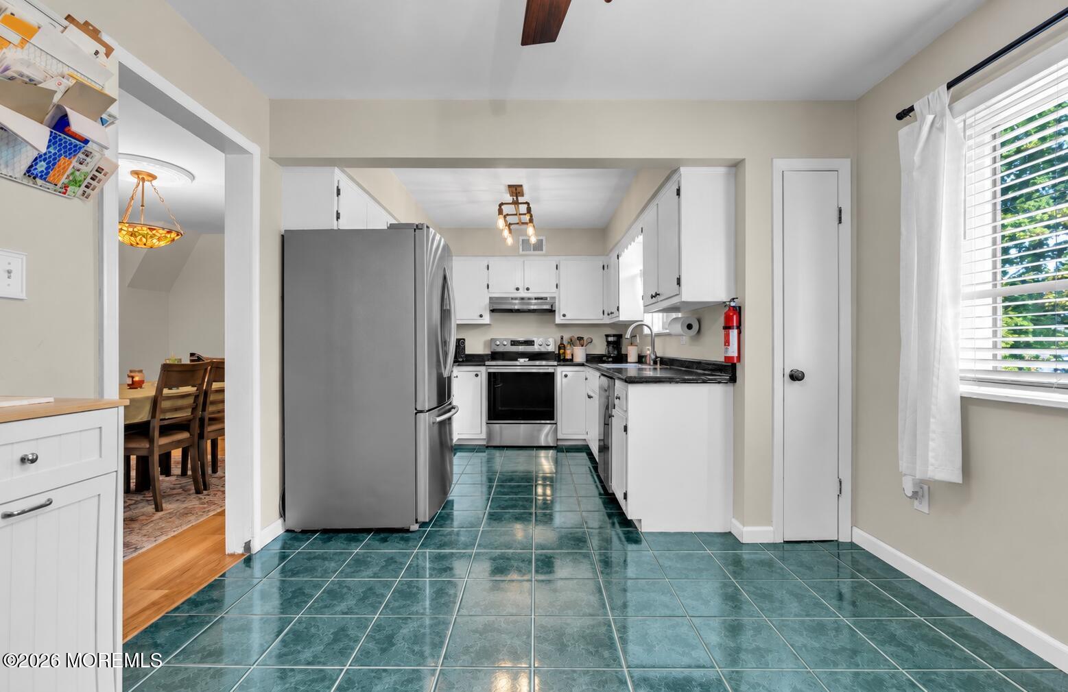 367 Middlewood Road Middletown NJ 07748