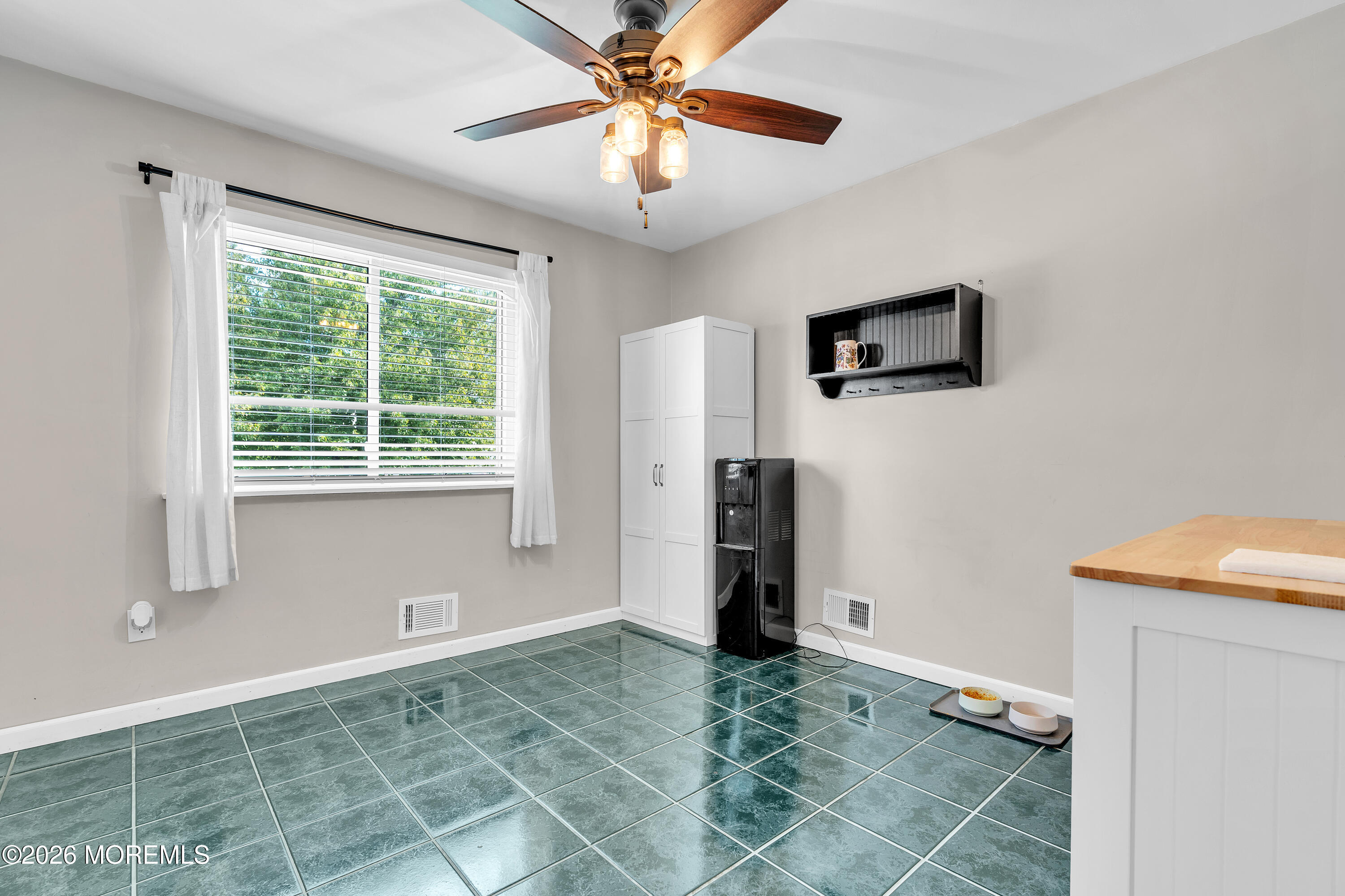 367 Middlewood Road Middletown NJ 07748
