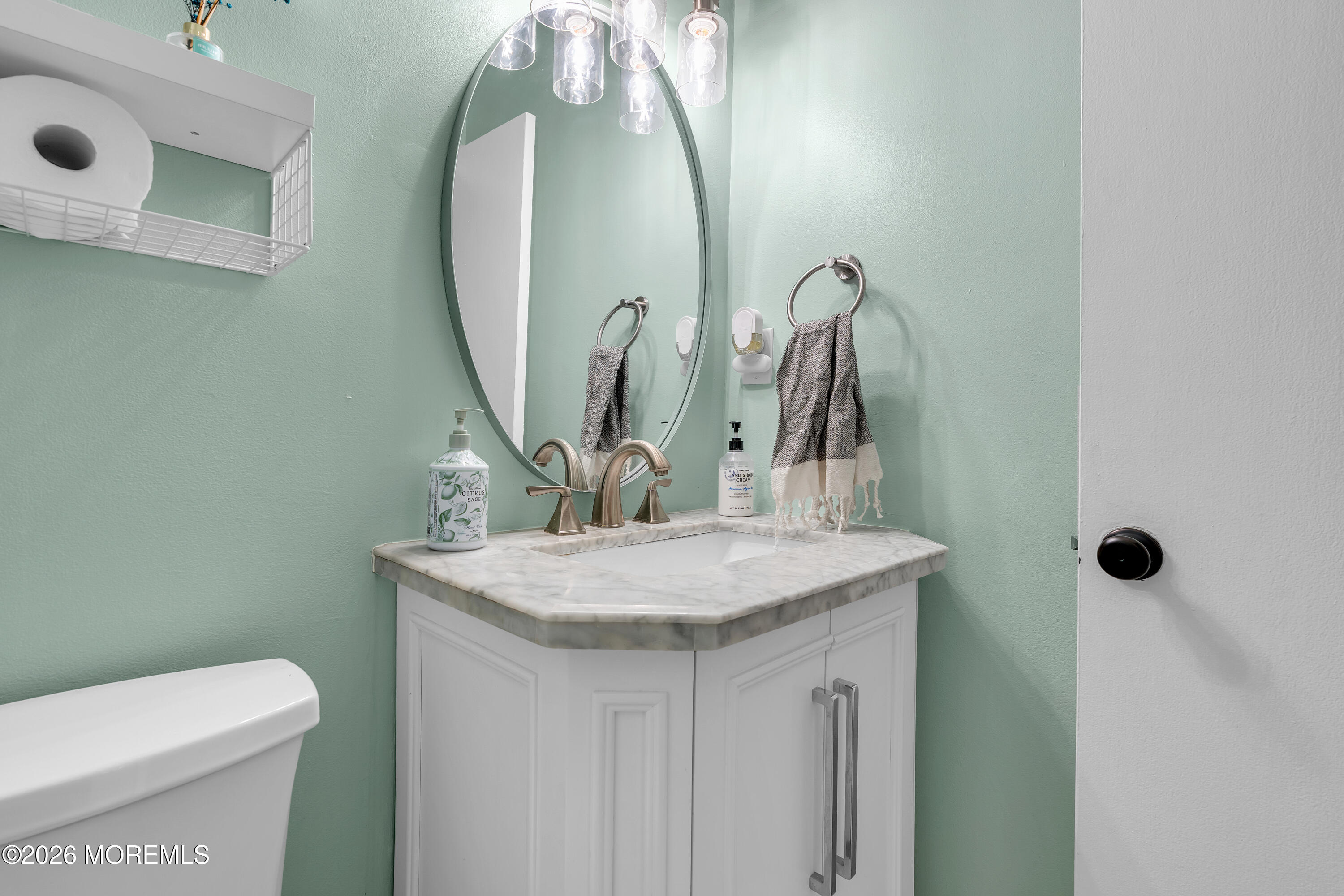367 Middlewood Road Middletown NJ 07748