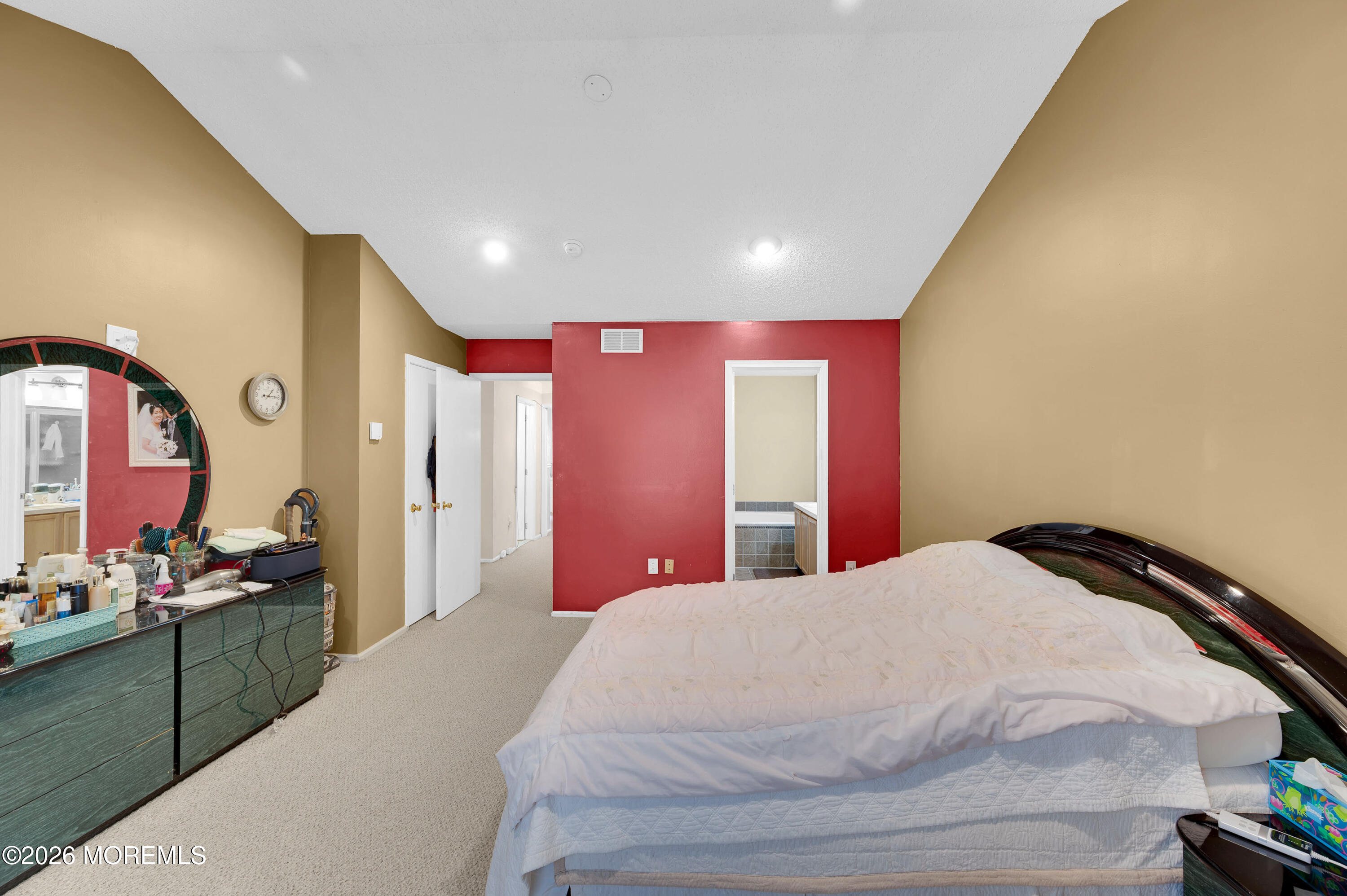 96 Cranbrook Court Holmdel NJ 07733
