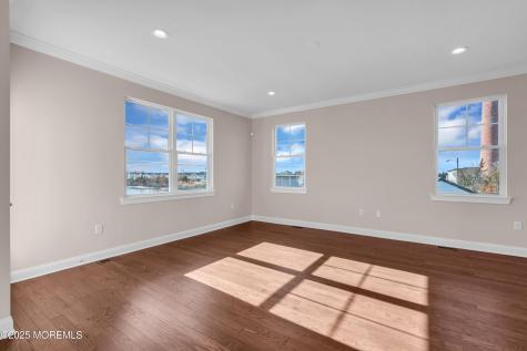 27 Jeffrey Drive Little Egg Harbor NJ 08087