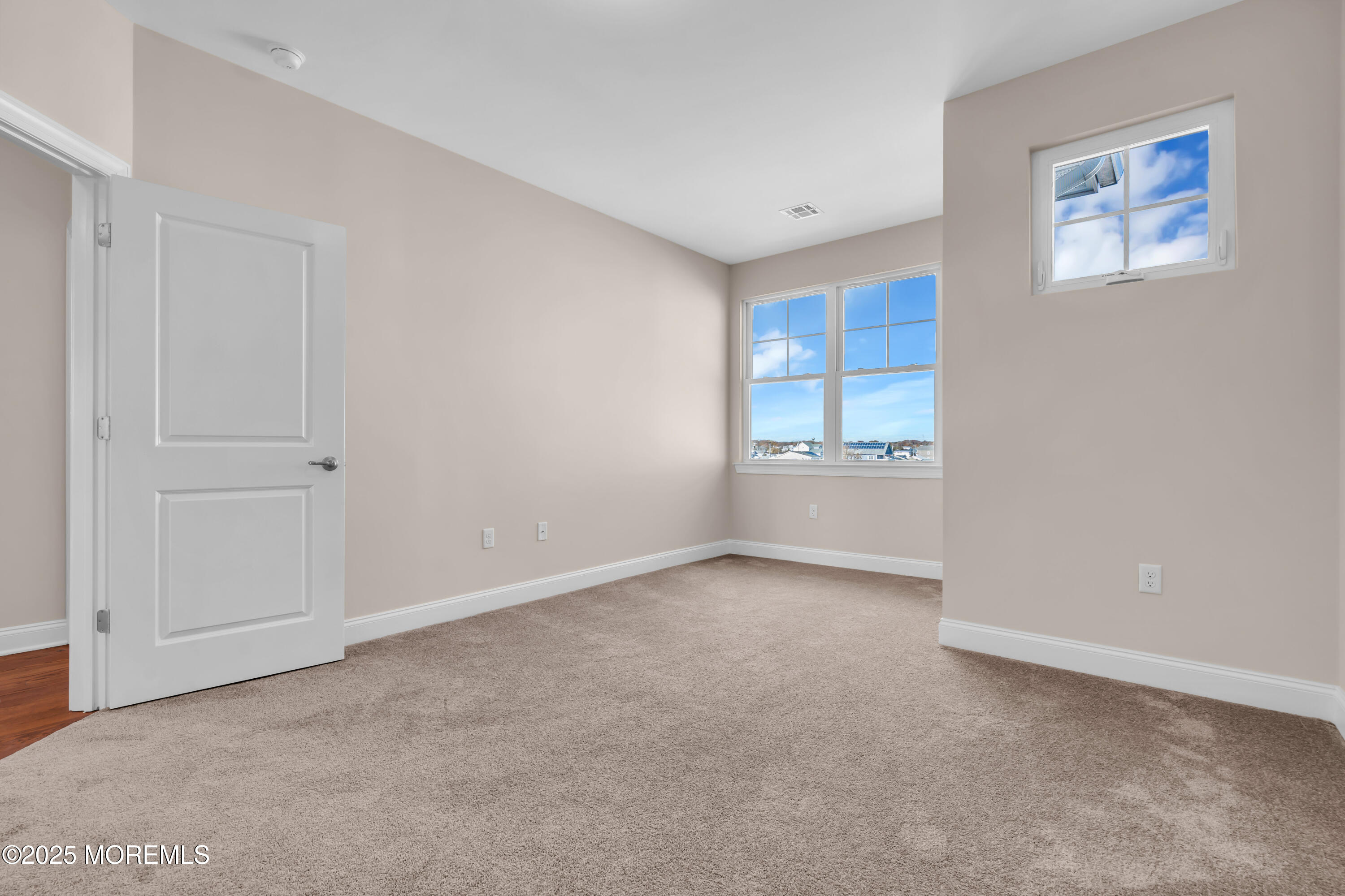 27 Jeffrey Drive Little Egg Harbor NJ 08087
