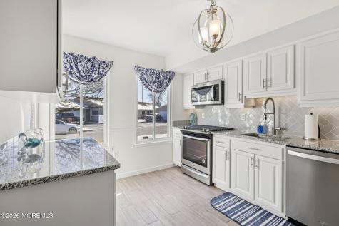38 Amy Court Brick NJ 08724