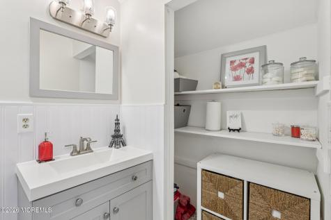 38 Amy Court Brick NJ 08724