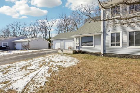 38 Amy Court Brick NJ 08724