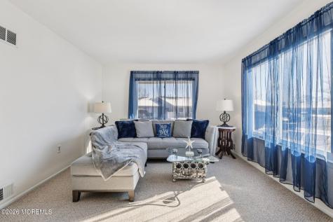 38 Amy Court Brick NJ 08724