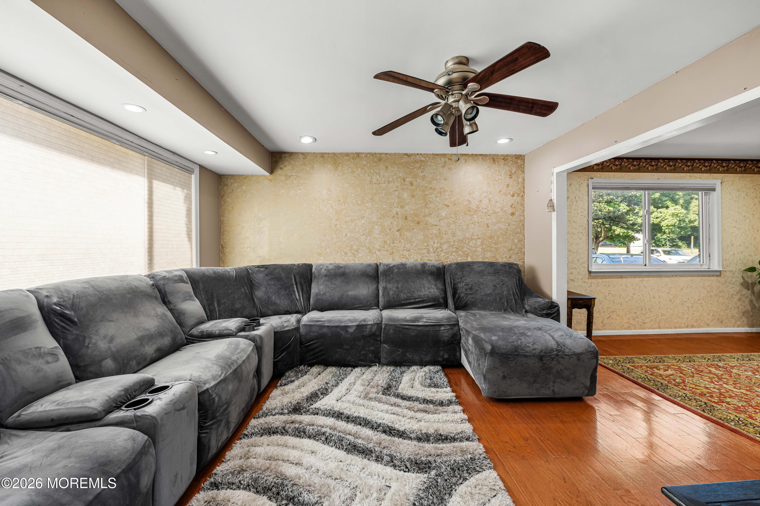 L1 Quincy Circle Dayton NJ 08810