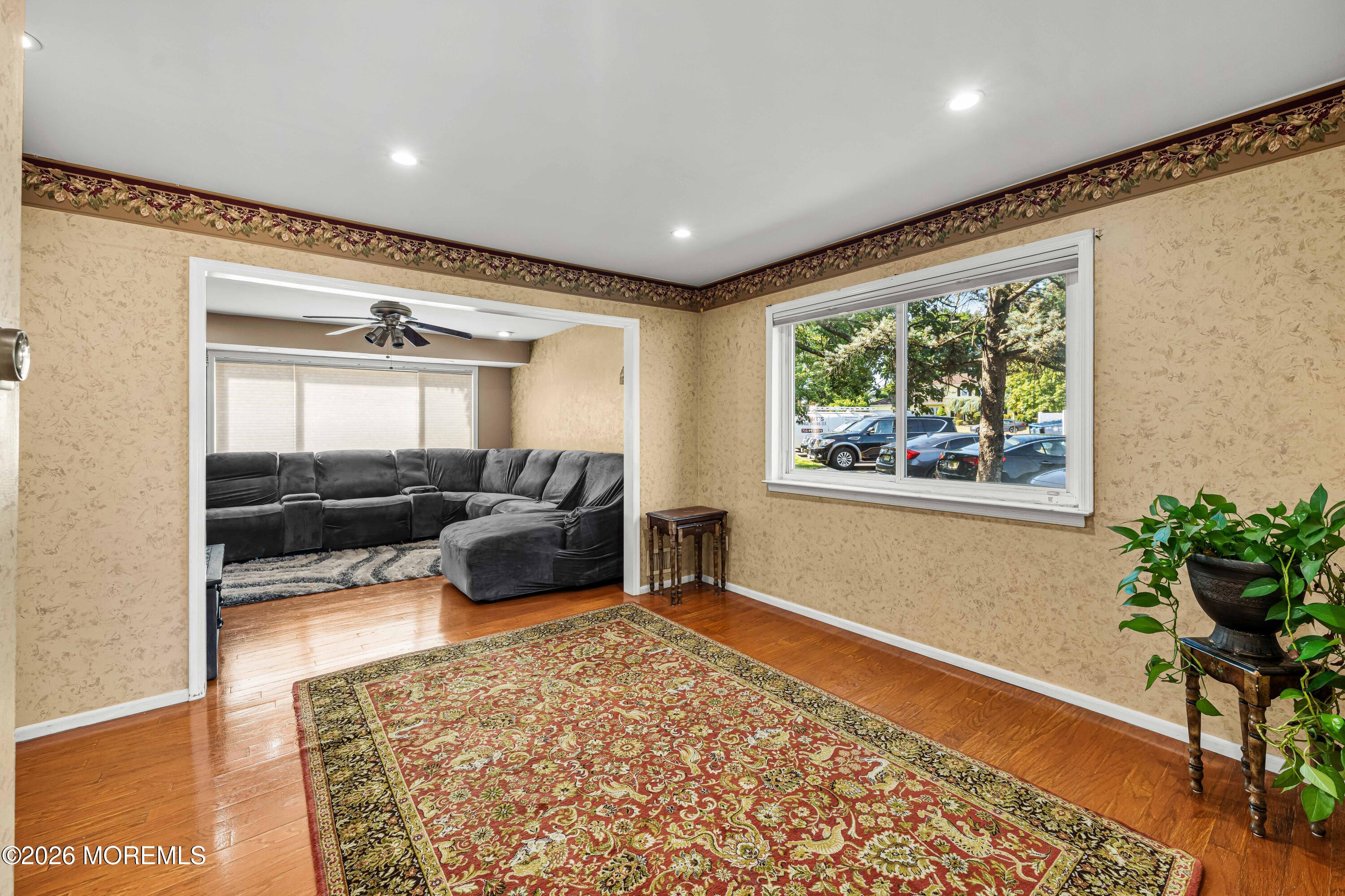 L1 Quincy Circle Dayton NJ 08810