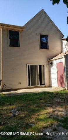 31 Pin Oak Lane Little Egg Harbor NJ 08087