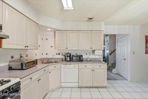 8 Stuart Drive Freehold NJ 07728