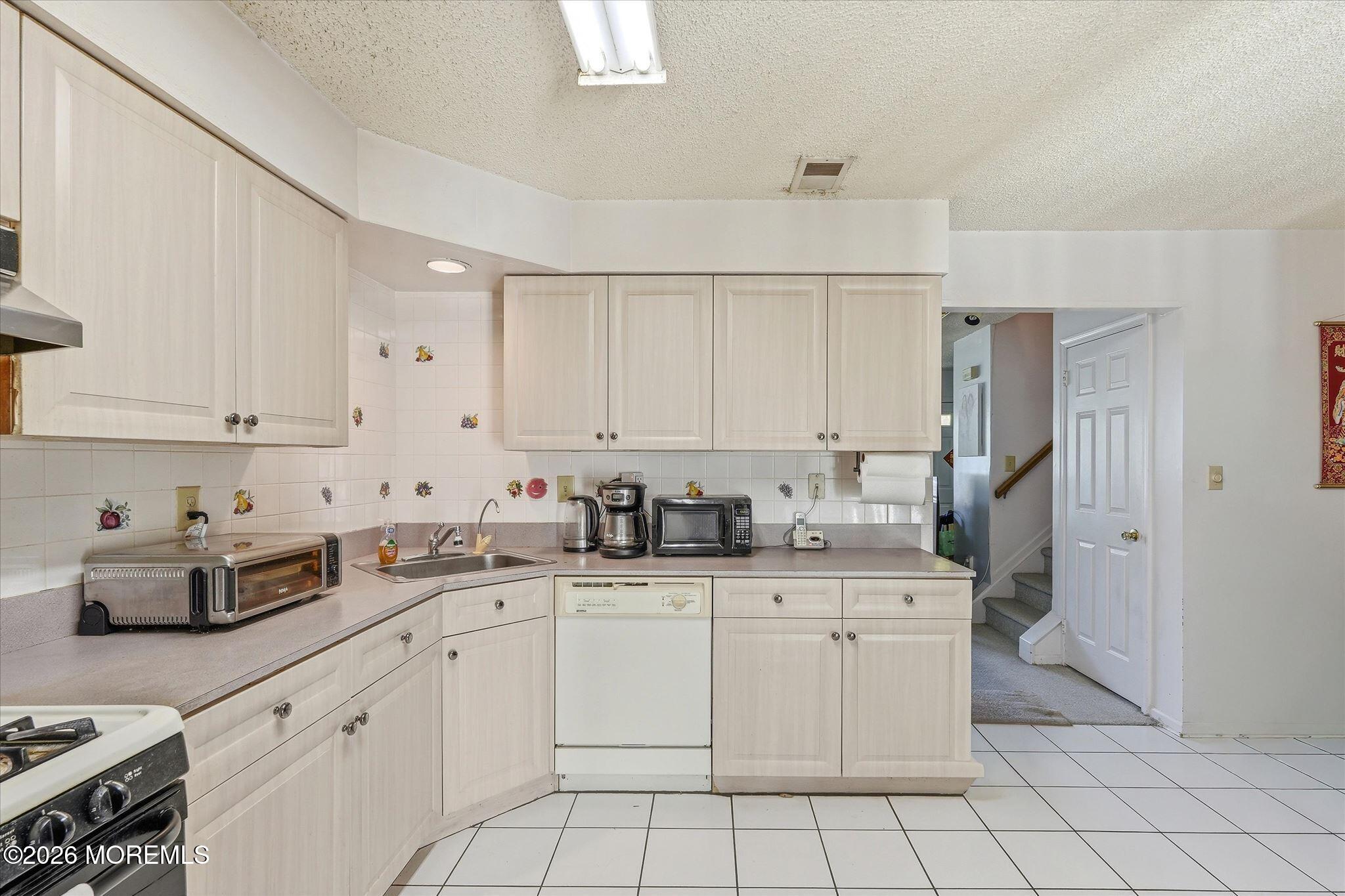 8 Stuart Drive Freehold NJ 07728