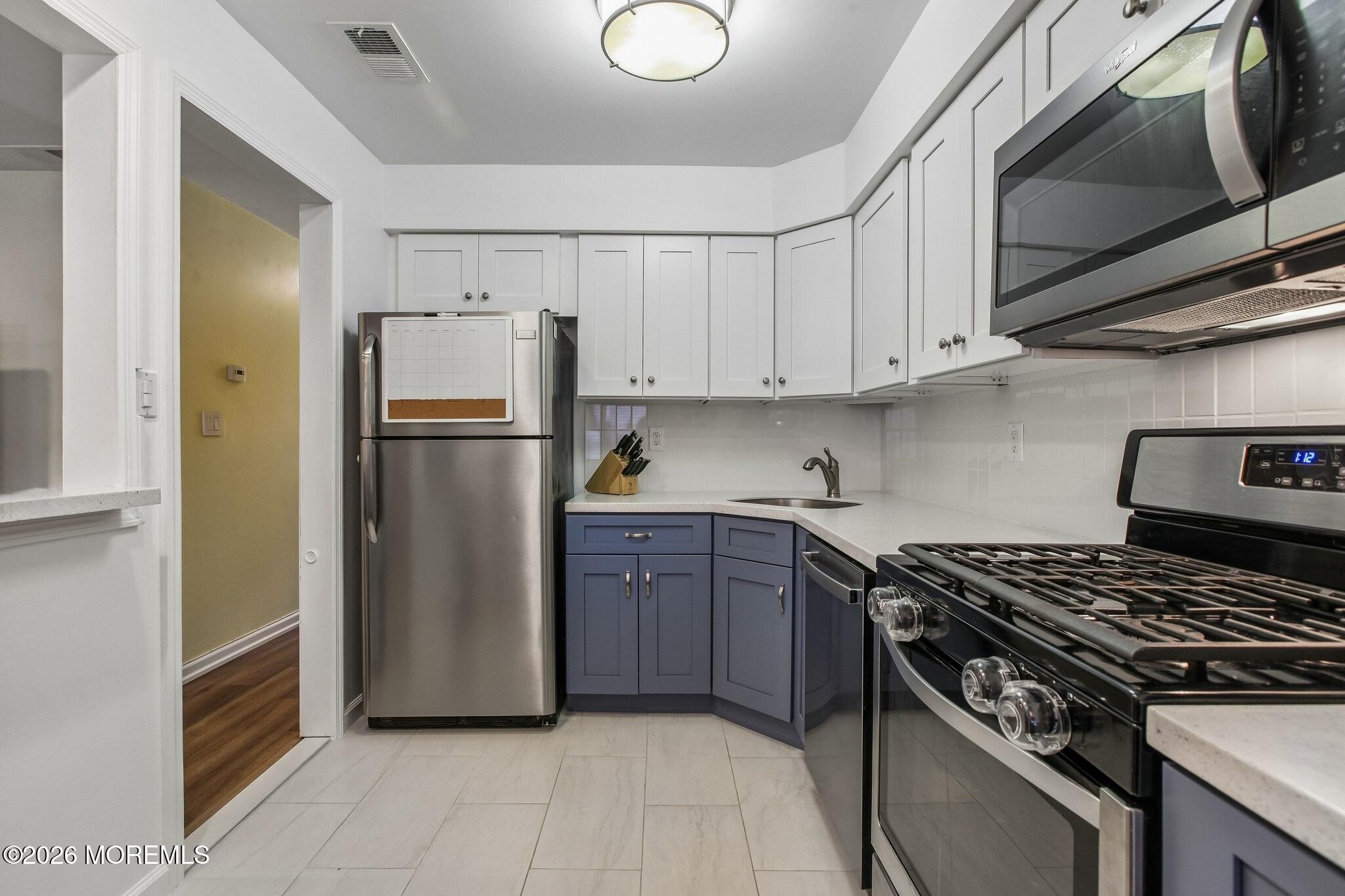 233 Perth Hill Court Aberdeen NJ 07747