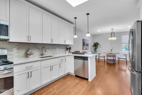 944 Madison Avenue Lakewood NJ 08701