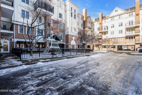 944 Madison Avenue Lakewood NJ 08701