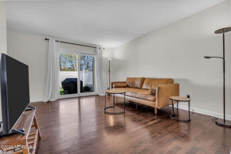 11 Patricia Court Howell NJ 07731