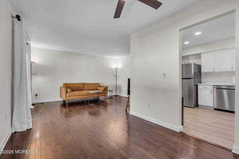 11 Patricia Court Howell NJ 07731