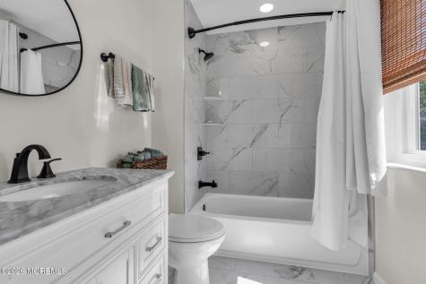 11 Patricia Court Howell NJ 07731