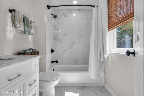 11 Patricia Court Howell NJ 07731