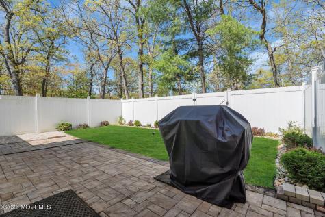 11 Patricia Court Howell NJ 07731