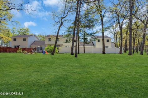 11 Patricia Court Howell NJ 07731