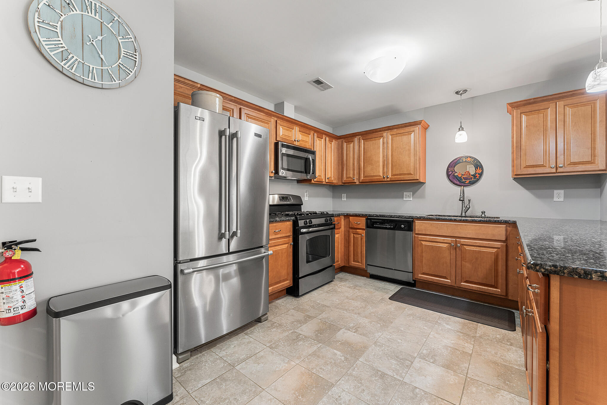 17 Wiley Way Toms River NJ 08757
