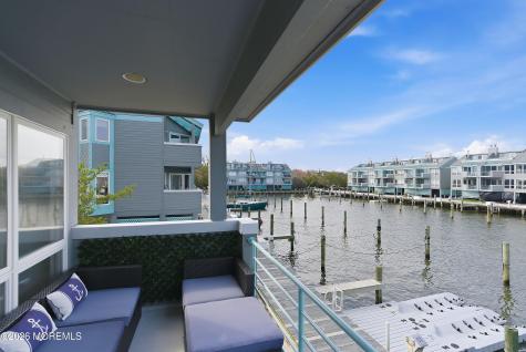 37 Grand Bay Harbor Drive Waretown NJ 08758