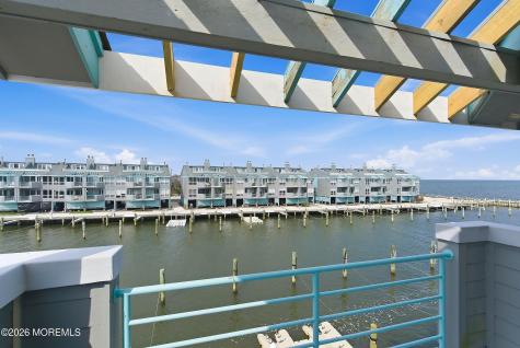 37 Grand Bay Harbor Drive Waretown NJ 08758