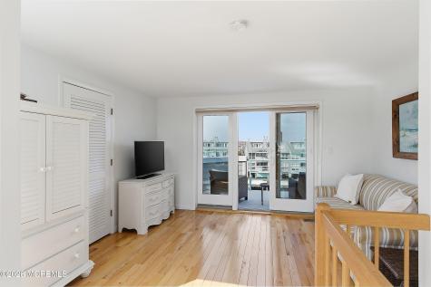 37 Grand Bay Harbor Drive Waretown NJ 08758