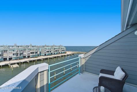 37 Grand Bay Harbor Drive Waretown NJ 08758