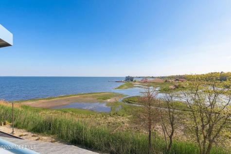 37 Grand Bay Harbor Drive Waretown NJ 08758