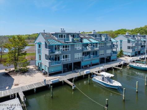 36 Grand Bay Harbor Drive Waretown NJ 08758