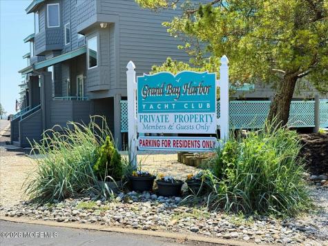 36 Grand Bay Harbor Drive Waretown NJ 08758