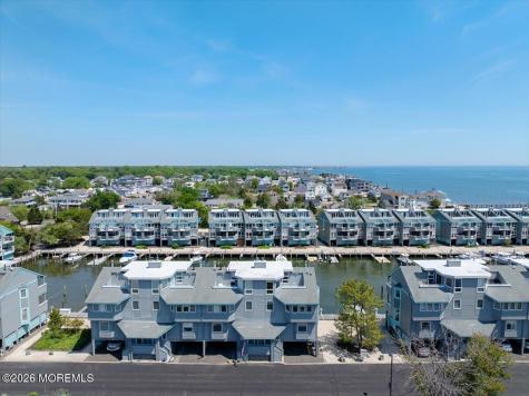 36 Grand Bay Harbor Drive Waretown NJ 08758