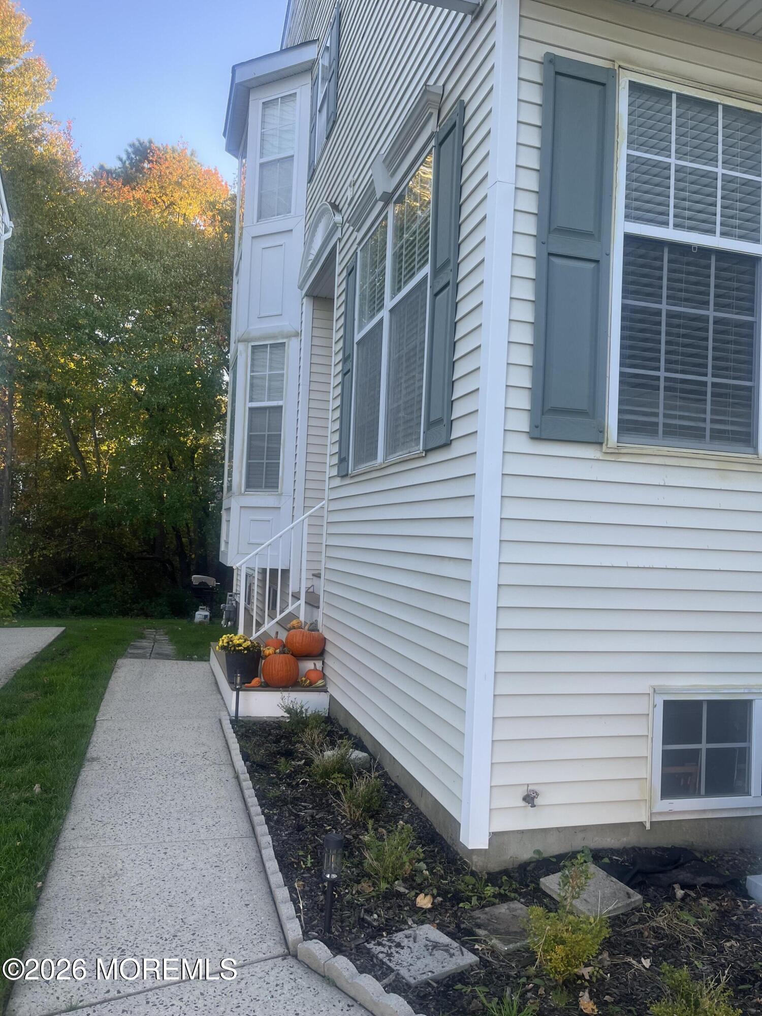 29 Cheyenne Street Tinton Falls NJ 07712