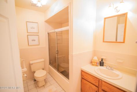 10 Carriage Lane Englishtown NJ 07726