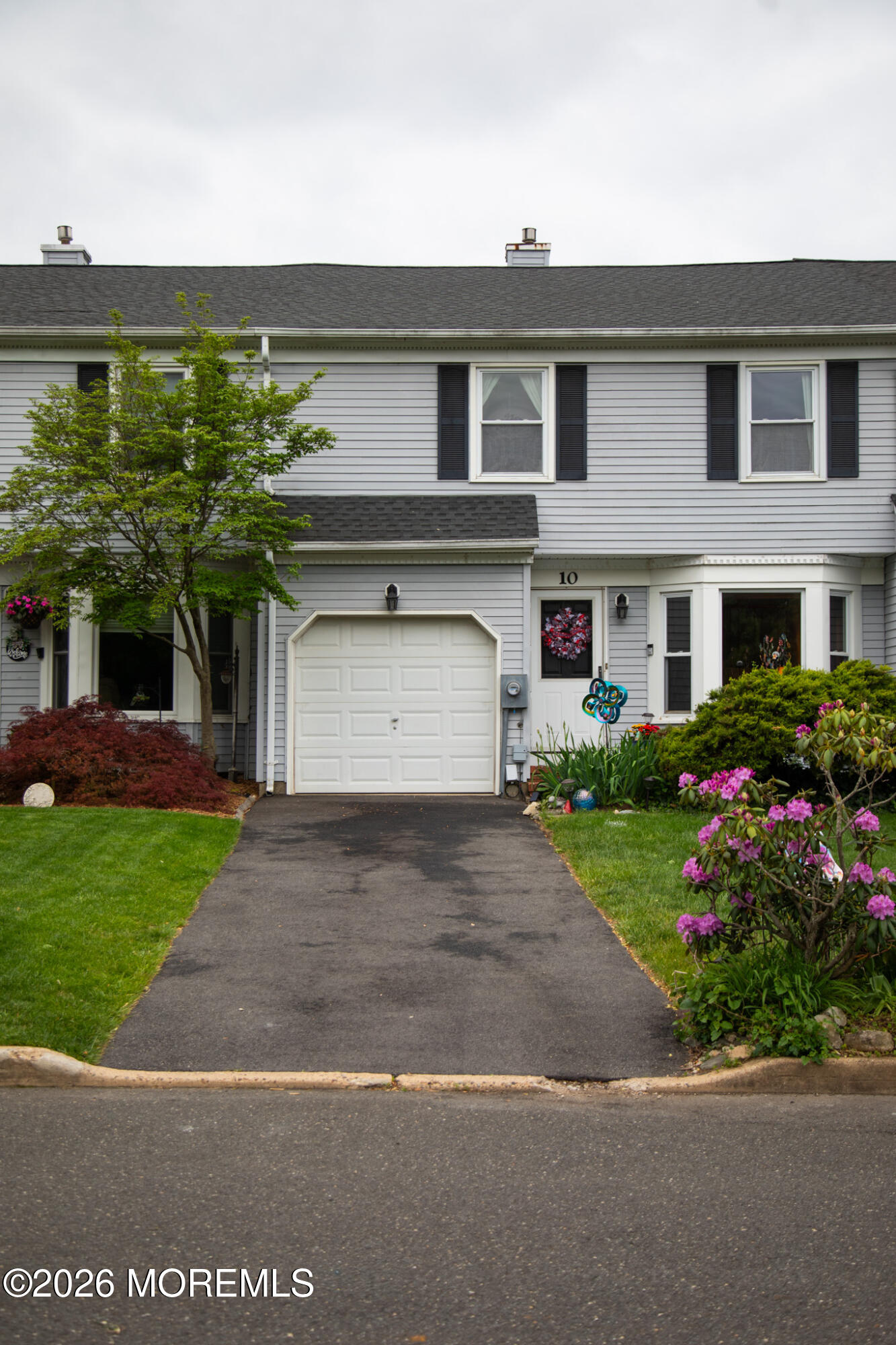 10 Carriage Lane Englishtown NJ 07726