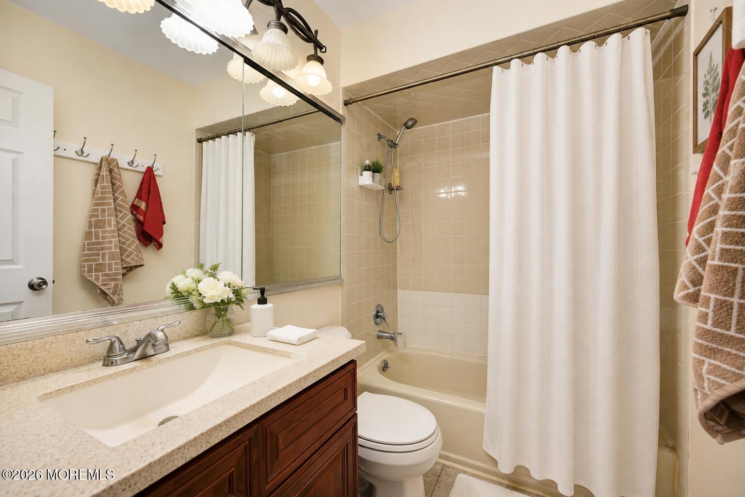 22 Borelle Square Parlin NJ 08859