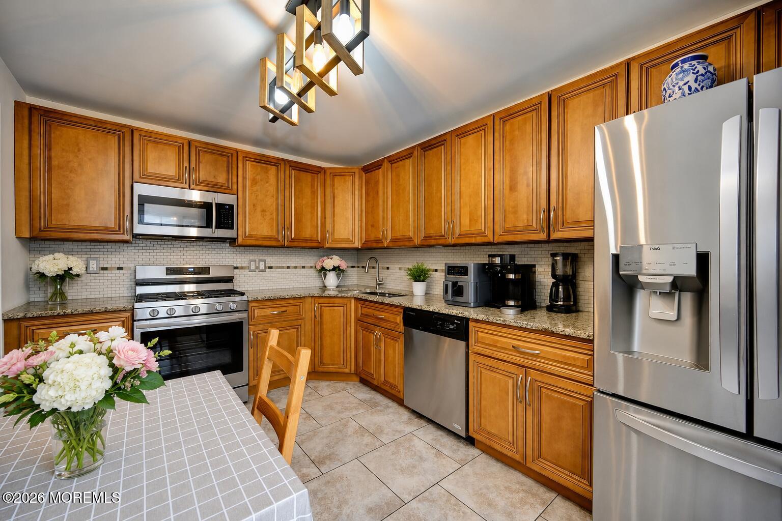 22 Borelle Square Parlin NJ 08859