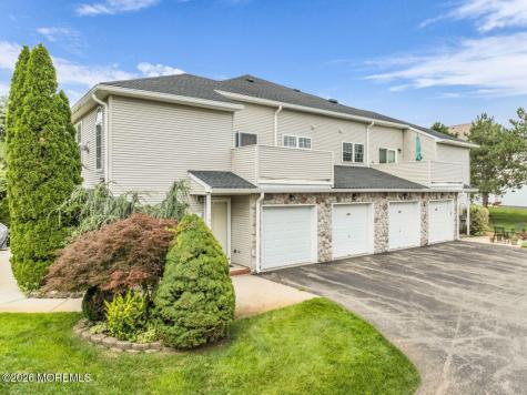 164 Tennis Court Wall NJ 07719