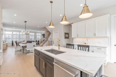 11 Valiant Court Middletown NJ 07748